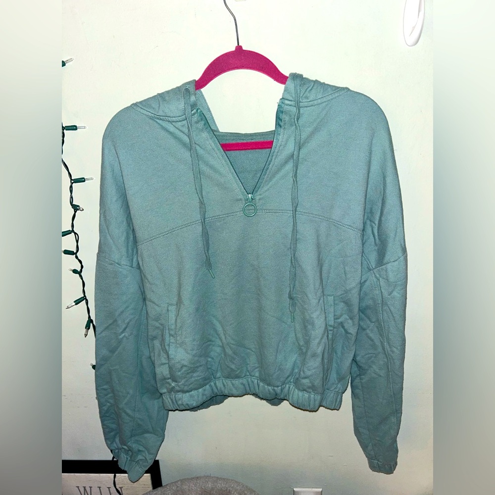Cozy Olive Green Quarter-Zip Hoodie – Size L